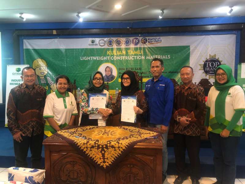 Kuliah Tamu dan Penandatanganan Kerja Sama Fakultas Teknik Universitas Dr. Soetomo dengan PT. Citicon: Era Baru Material Konstruksi Ringan